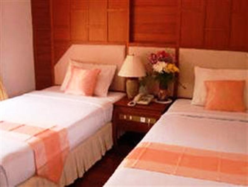 Baan Nern Sai Resort Phuket Room photo